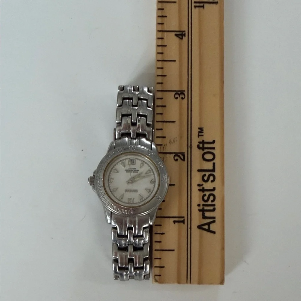 Vintage Geneve Stainless Steele Water Resistant Watch New Battery Swiss Quartz